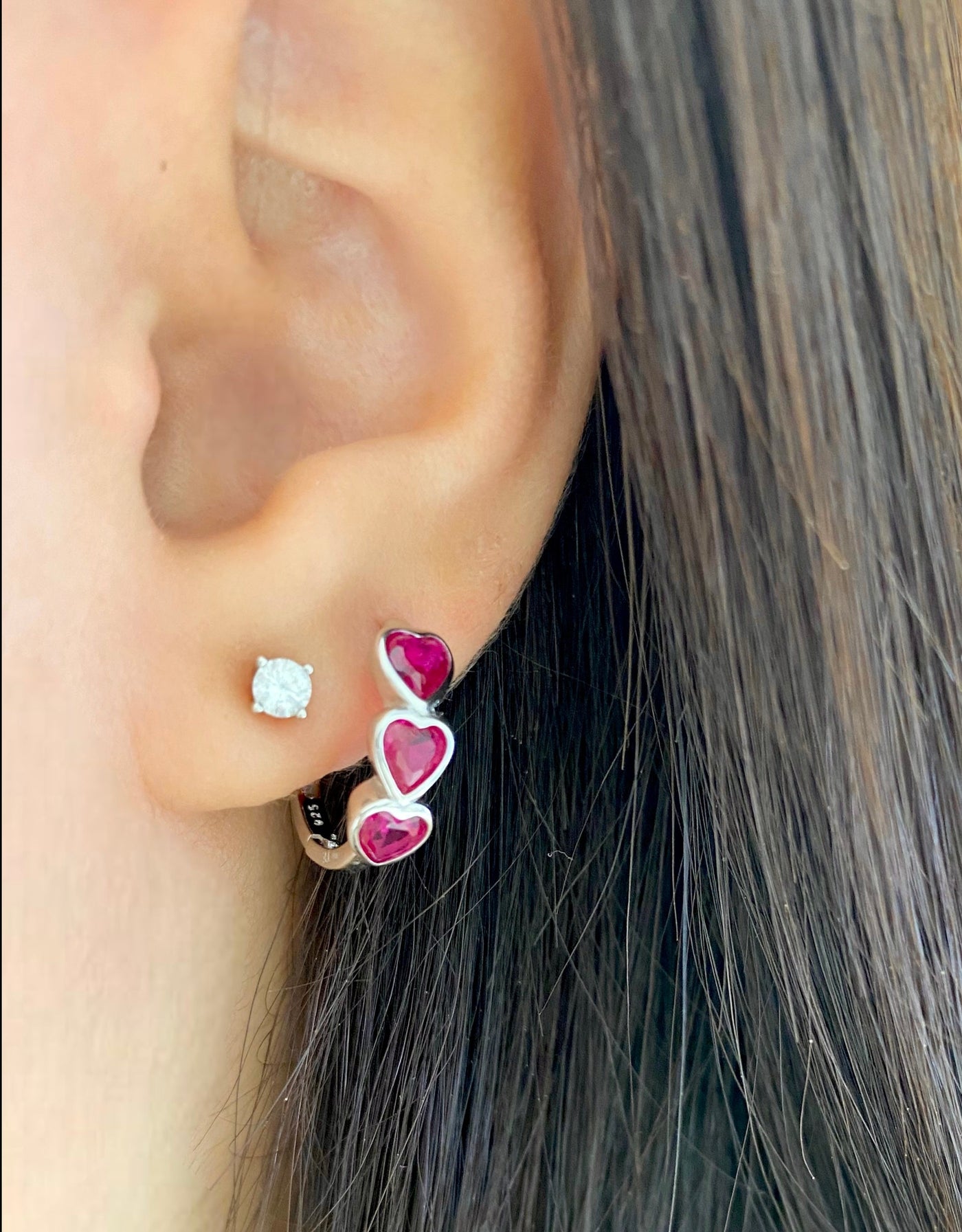 SILVER EARRINGS WITH 5 HEARTS