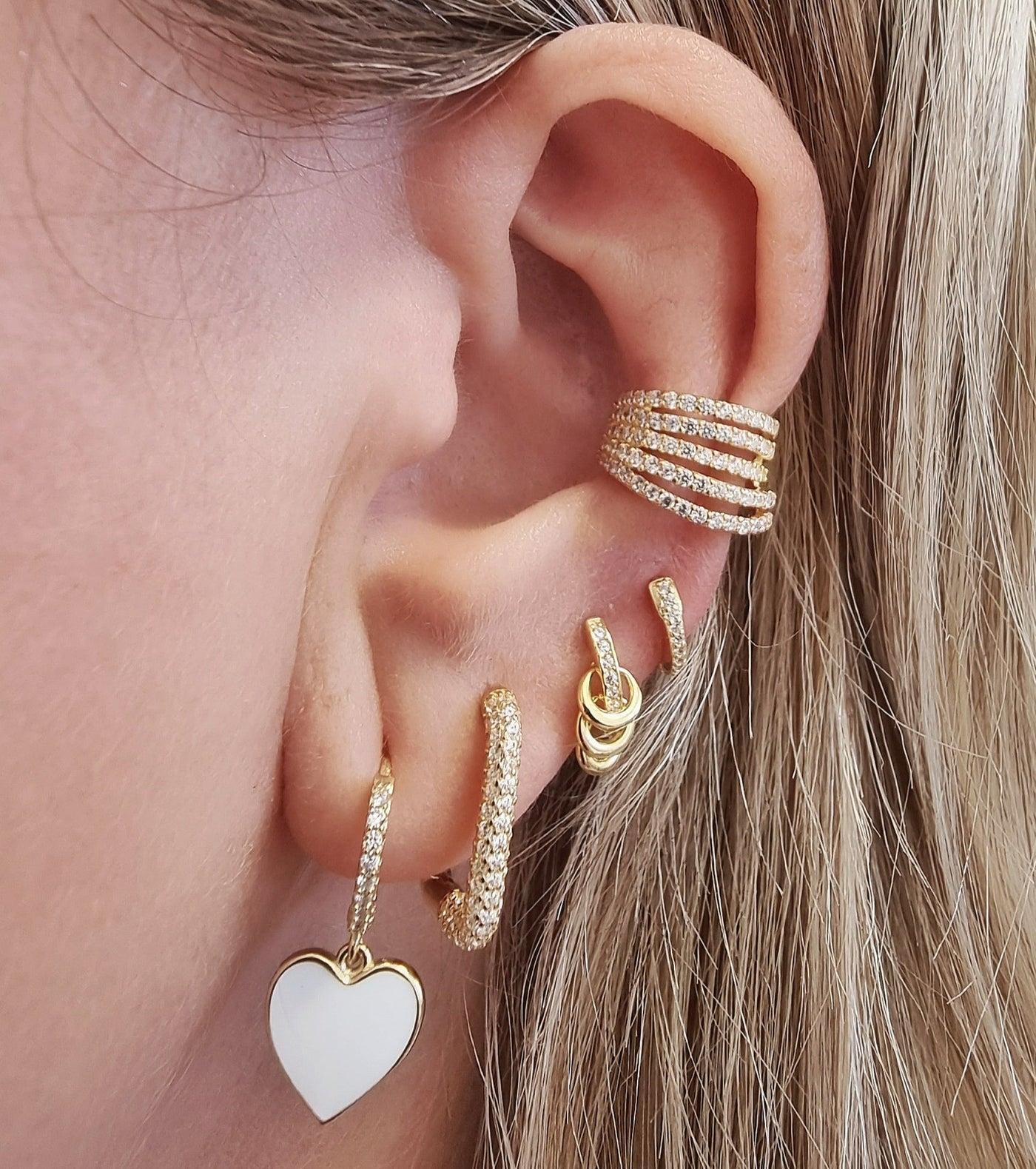 Silver ear cuff with clip and zirconia