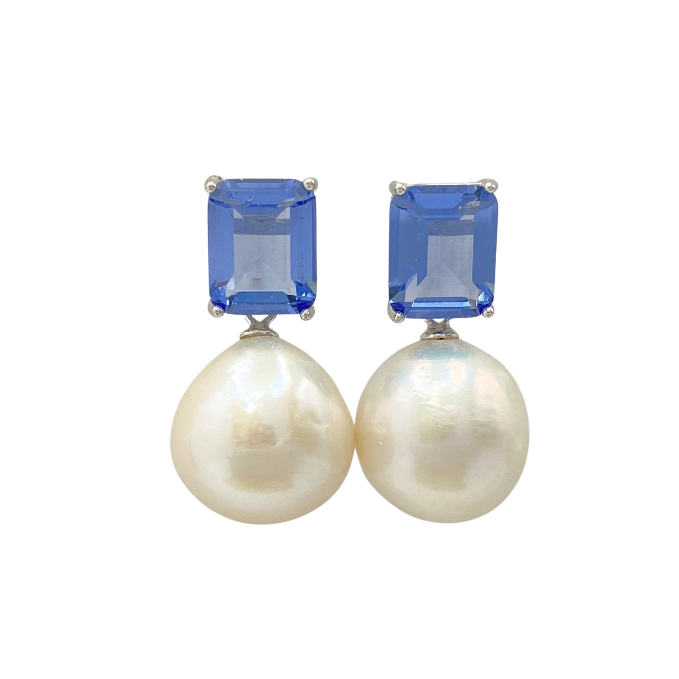 Silver earrings with baroque pearl