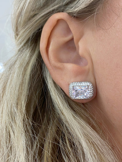 Silver earrings with rectangular zirconia stone